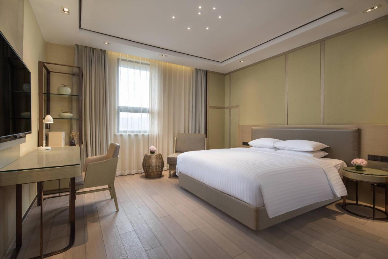 Courtyard By Marriott Shanghai International Tourism And Resorts Zone Dış mekan fotoğraf